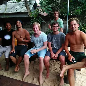 made-roejas-homestay.hotelsseminyak.net/